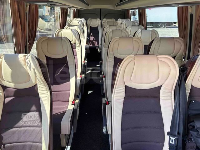 Mercedes-Benz Sprinter, 2025, 21 istumapaikkaa, Euro 6 Mercedes-Benz Sprinter