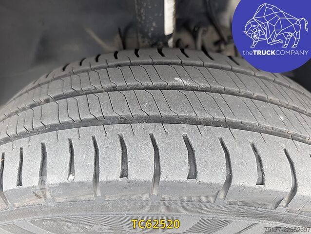 Furgão de painéis Peugeot Boxer 3t3 2l blue hdi 110 pack
