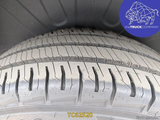 Furgão de painéis Peugeot Boxer 3t3 2l blue hdi 110 pack