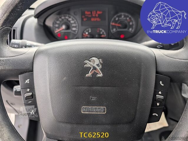 Furgão de painéis Peugeot Boxer 3t3 2l blue hdi 110 pack