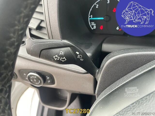 Fourgon tôlé Ford Transit