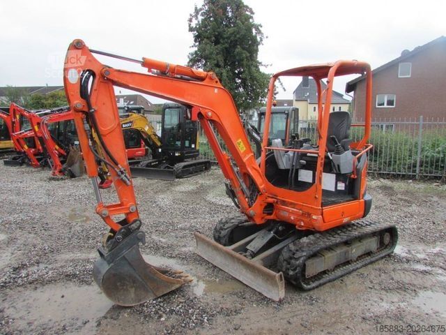Minibagger KUBOTA U 27-4 Canopy Minibagger 18.000 EUR