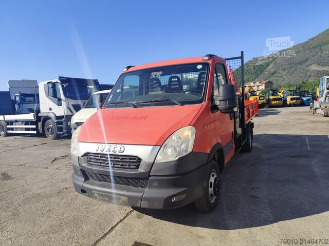 φορτηγό ανατρεπόμενο βαν Iveco Daily 35C13
