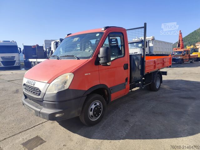 φορτηγό ανατρεπόμενο βαν Iveco Daily 35C13