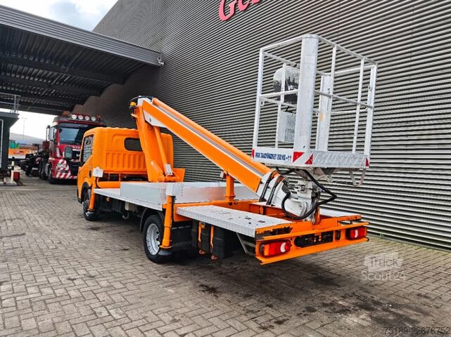 Підйомна платформа Renault Maxity 120 DXI Multitel 160 ALU