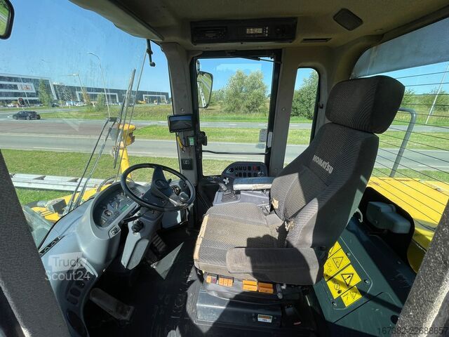 ładowarka Komatsu WA470-6