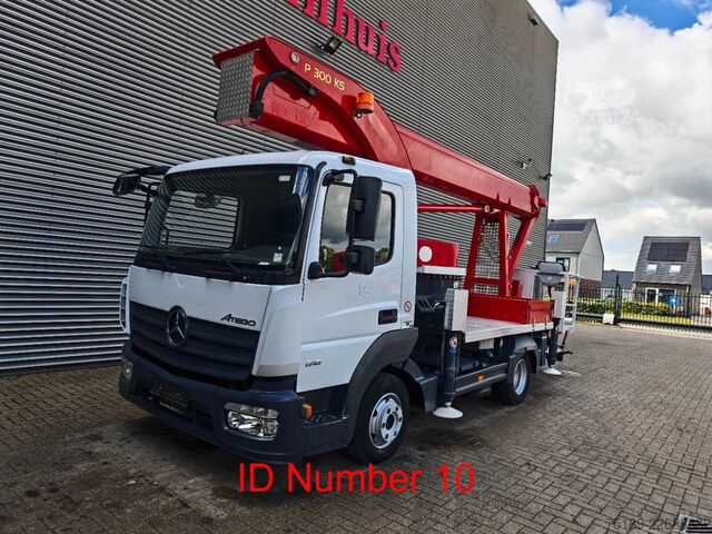  Mercedes-Benz Atego 816 4x2 Palfinger P300KS