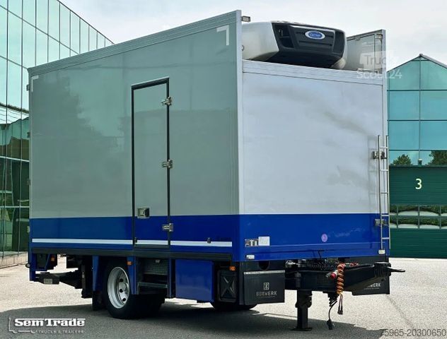 Reboque frigorífico FLOOR FLMA-10 CARRIER COOLING 2X SIDE DOOR TAIL LIFT D