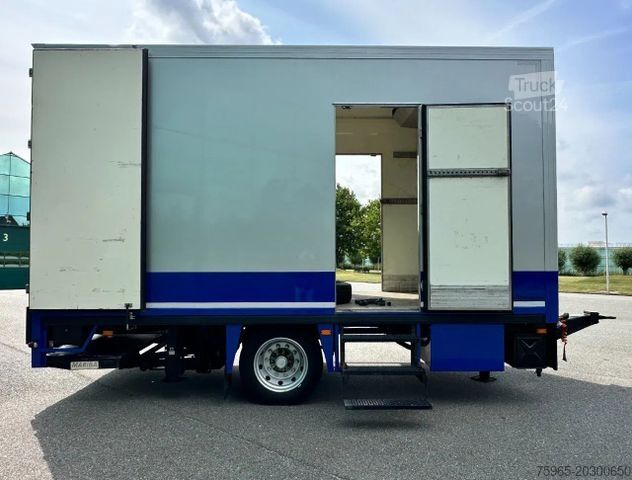 Reboque frigorífico FLOOR FLMA-10 CARRIER COOLING 2X SIDE DOOR TAIL LIFT D