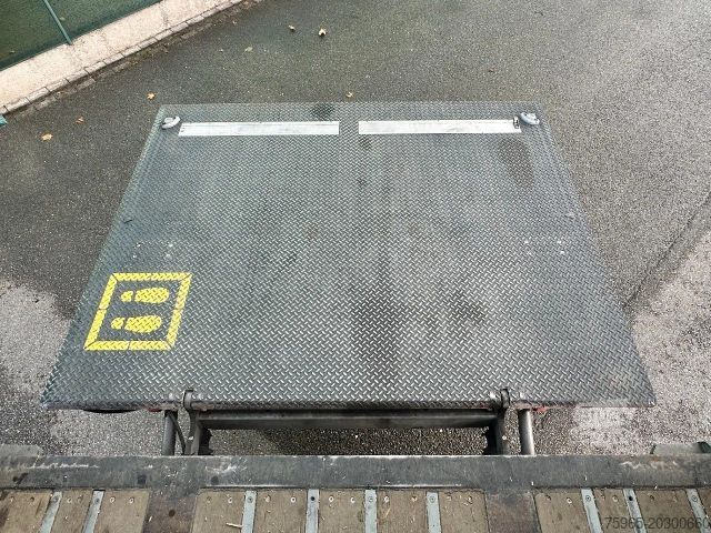 Avoin puoliperävaunu pressulla  System Trailer LPRS9 CITY TRAILER TAIL LIFT NEW
