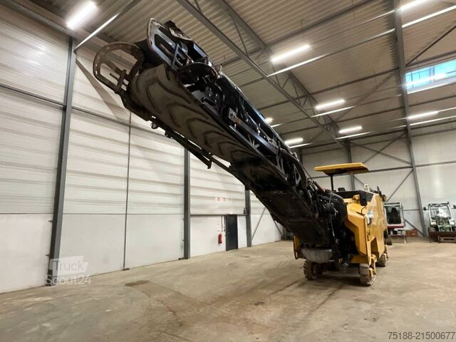 Scraper CAT PM 310