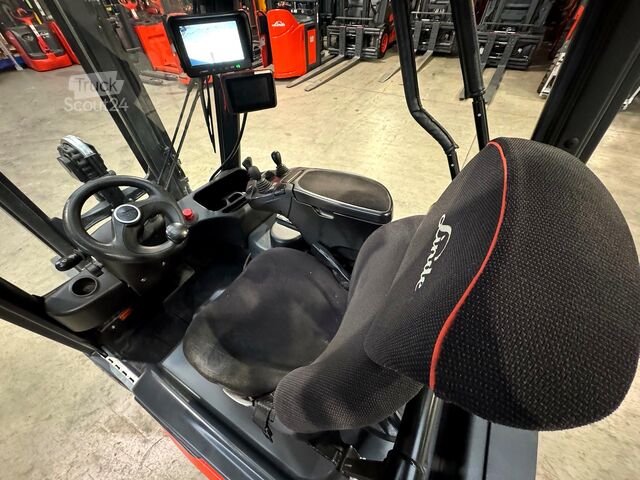 Heftruck Linde E 16-02 [ID: 111]