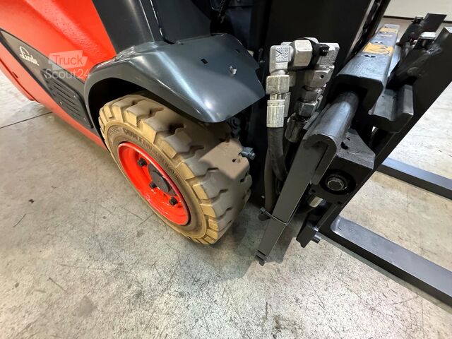 Heftruck Linde E 16-02 [ID: 111]