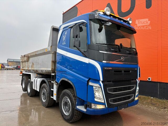 Savivartis Volvo FH 540 8x4 RETARDER / TANDEM AXLE LIFT / BOX L=...