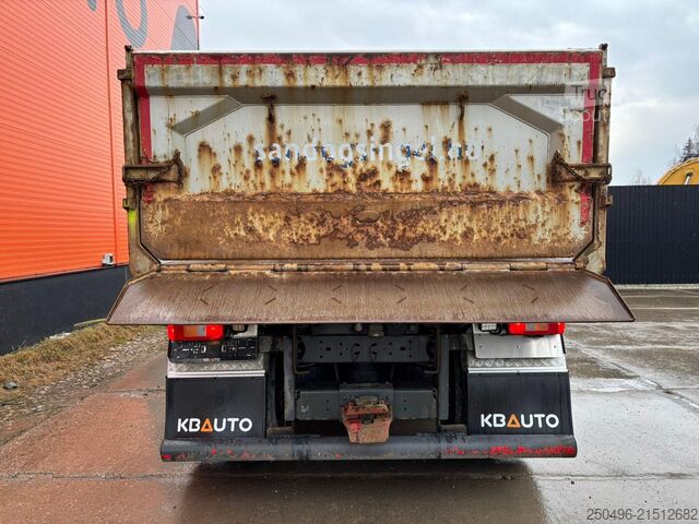 Savivartis Volvo FH 540 8x4 RETARDER / TANDEM AXLE LIFT / BOX L=...