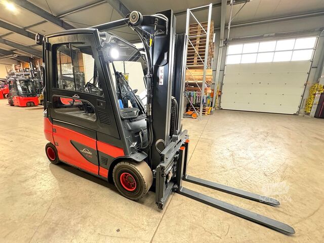 Forklift Linde E 30L-01 [ID: 128]