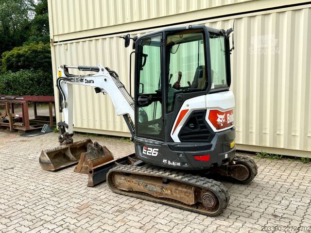 Minigraafmachine BOBCAT E26 / 2021 BJ / 2 x Löffel / 1.375 H