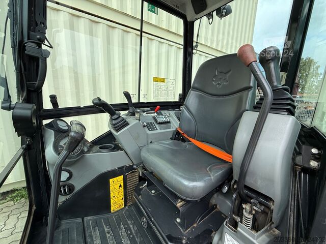 Minigraafmachine BOBCAT E26 / 2021 BJ / 2 x Löffel / 1.375 H