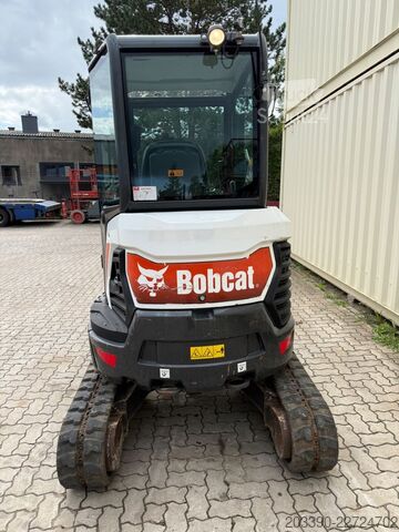 Minigraafmachine BOBCAT E26 / 2021 BJ / 2 x Löffel / 1.375 H