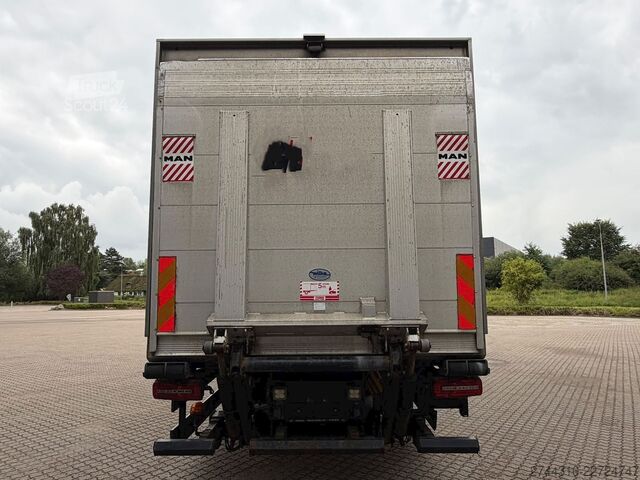 Koelwagen MAN TGS 26.320 6X2-4 LL