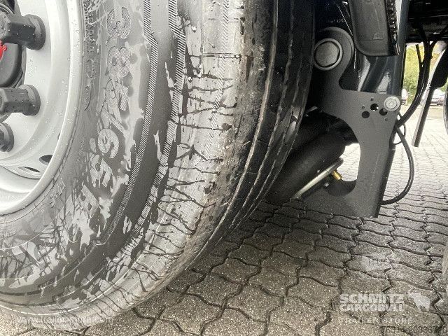 Atvira puspriekabė su tentu Berger Curtainsider Coil