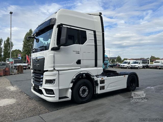 Standardni vlačilec MAN TGX 18.560 4x2 LL SA D30 PowerLion COMFORT