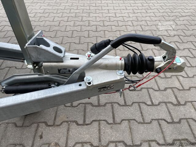 Trojsmerný sklápačský príves Saris 356cm 184cm 3,5T 3-Seitenkipper Tandem