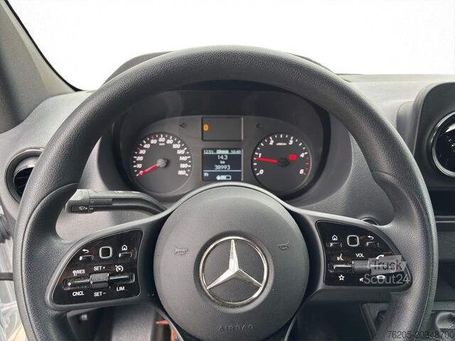 شاحنة صندوقية Mercedes-Benz Sprinter 317 CDI Lang Koffer Ladebordwand,Klima