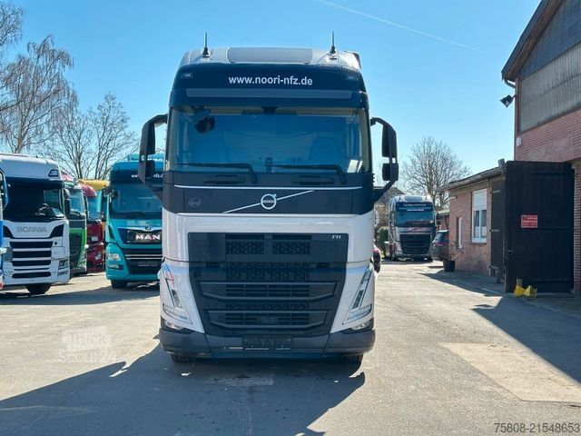 Standardowy ciągnik siodłowy VOLVO FH500 Euro6  2Tanks ACC I-ParkCool Navi