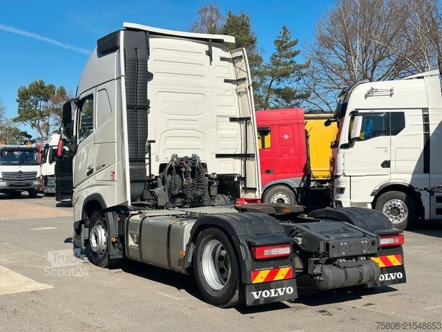 Standardowy ciągnik siodłowy VOLVO FH500 Euro6  2Tanks ACC I-ParkCool Navi