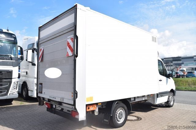 Vrachtwagen met bakwagen MERCEDES-BENZ Sprinter 316CDI Koffer LBW 750Kg 3Sitzer