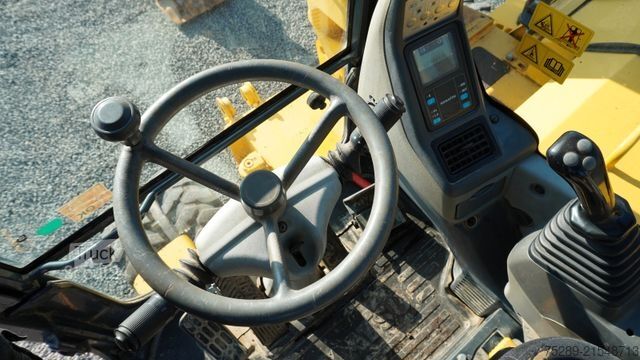 Mobile excavator KOMATSU PW 98MR-6 PW98 Mobilbagger SW08 10.000 Kg