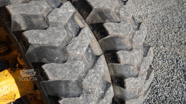 Mobile excavator KOMATSU PW 98MR-6 PW98 Mobilbagger SW08 10.000 Kg