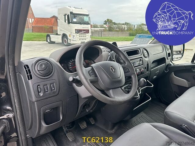 Ploščati dostavnik Renault Master