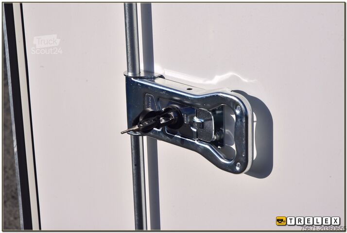 Kofferanhänger Cheval Liberté Debon Roadster C220 750 kg ungebremst