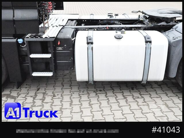 Standardowy ciągnik siodłowy MAN TGX 18,420, BLS, XXL, 2 Tanks, Nav Sound Safety