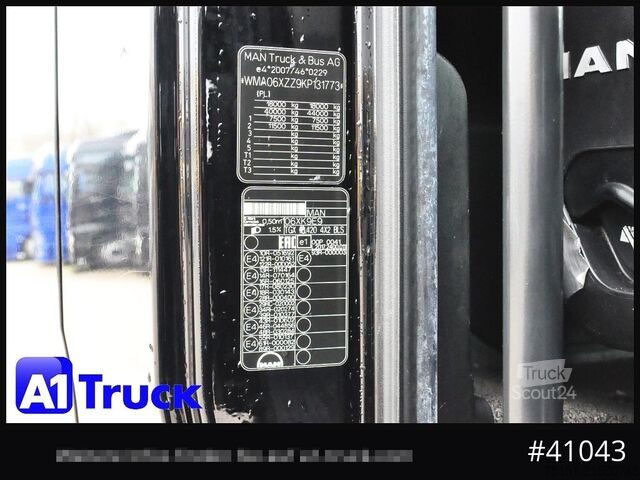 Standardowy ciągnik siodłowy MAN TGX 18,420, BLS, XXL, 2 Tanks, Nav Sound Safety
