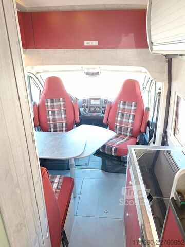 Camping-car LA STRADA Avanti EB 640 Navi/ Rückfahrkamera