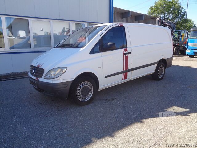 Dobozos furgon MERCEDES-BENZ Vito 111 CDI Lang 3-Sitzer AHK