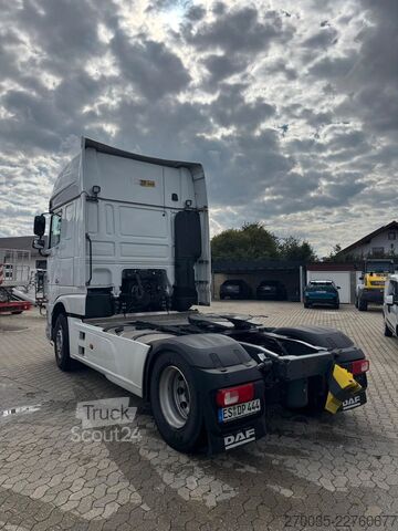 Standardowy ciągnik siodłowy DAF XF 480 FT