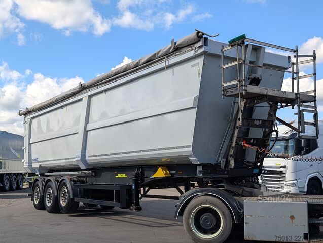 Semi-reboque basculante SCHMITZ CARGOBULL HardoX Stahl 50 cbm,Liftachse,2xGetreideschieber