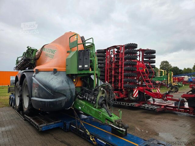 Pulverizator de pesticide Amazone UX 11200 Super