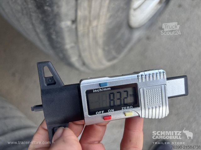 Naczepa otwarta z plandeką Schmitz Cargobull Semitrailer Curtainsider Standard