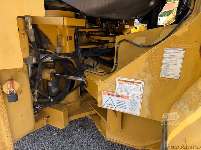 جرافة ذات عجلات CATERPILLAR 950 G