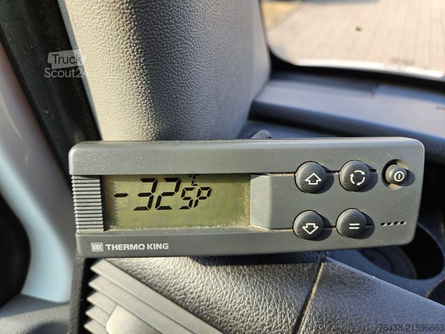 Refrigerator body van MERCEDES-BENZ Sprinter 313 CDI -32°C 230V THERMO KING 1.HAND