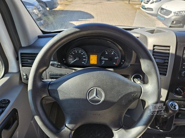 Refrigerator body van MERCEDES-BENZ Sprinter 316 CDI THERMO KING V300 0°FRISCHDIENST