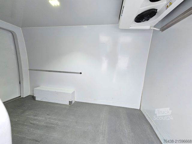 Refrigerator body van MERCEDES-BENZ Sprinter 316 CDI THERMO KING V300 0°FRISCHDIENST