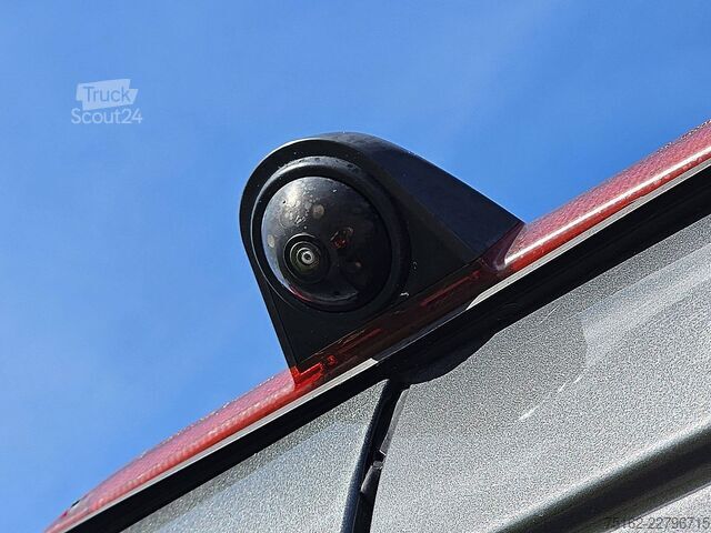 Magastetős kombi MERCEDES-BENZ Sprinter 313CDI L1H1 Autom. Trekhaak