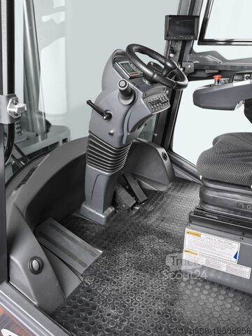 Čelni viličar Bobcat B80NS