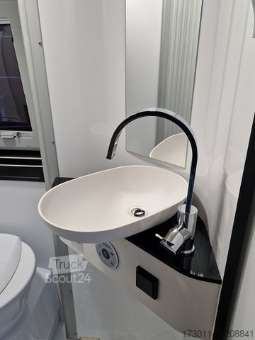 Kamper PÖSSL Summit 600 Plus - 5. Sitzplätze AD Modell 2025